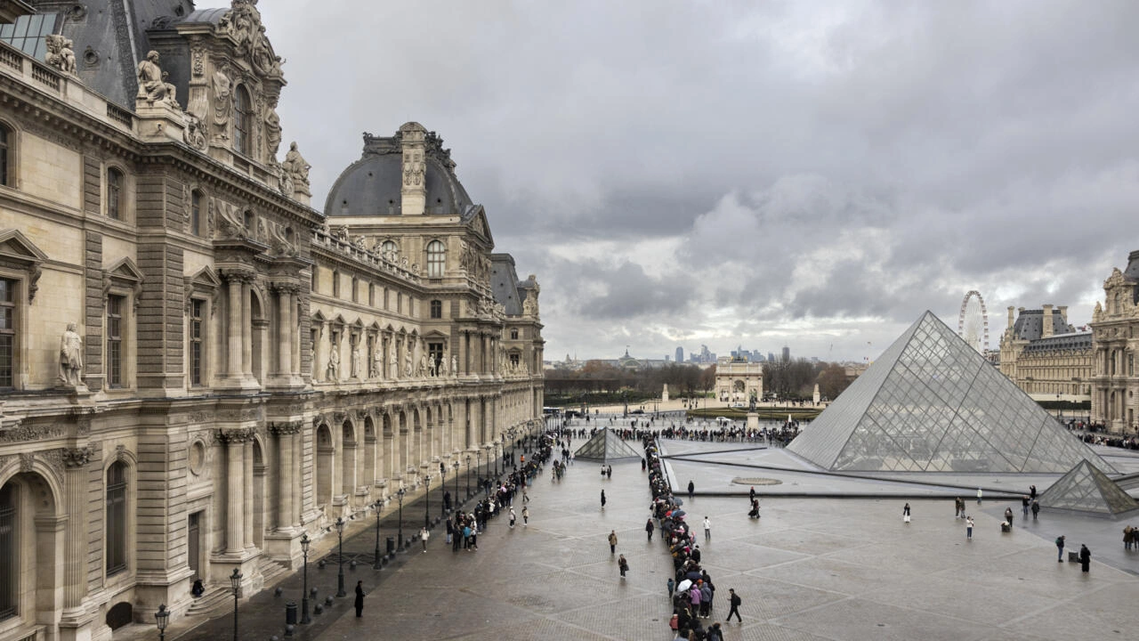 Louvre